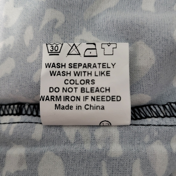 Men's Animal Pattern Shirt Size Medium NWOT - Picture 6 of 8